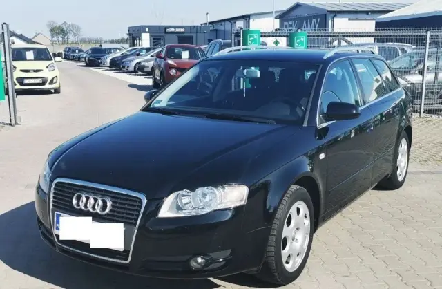 AUDI A4 