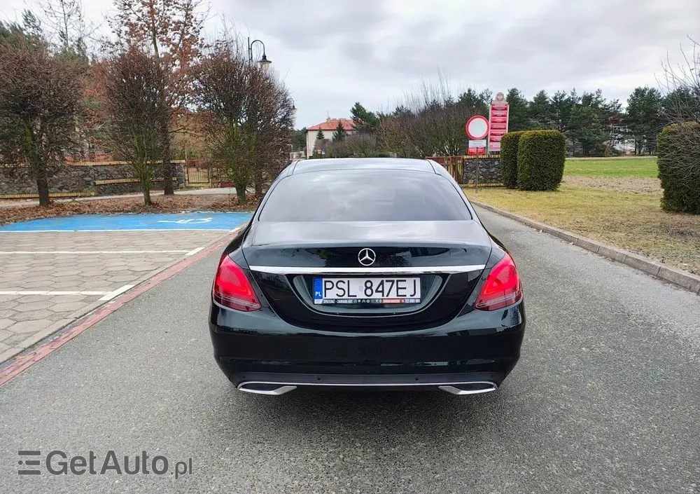 MERCEDES-BENZ Klasa C 180 d 9G-TRONIC