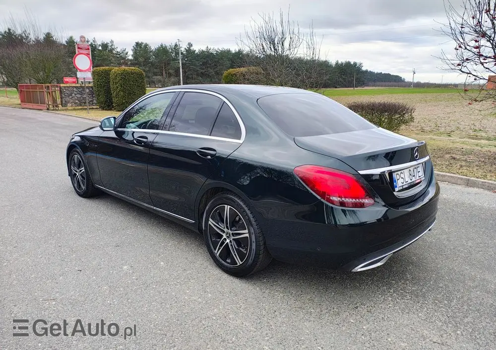 MERCEDES-BENZ Klasa C 180 d 9G-TRONIC