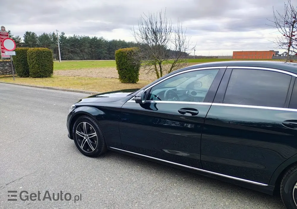 MERCEDES-BENZ Klasa C 180 d 9G-TRONIC