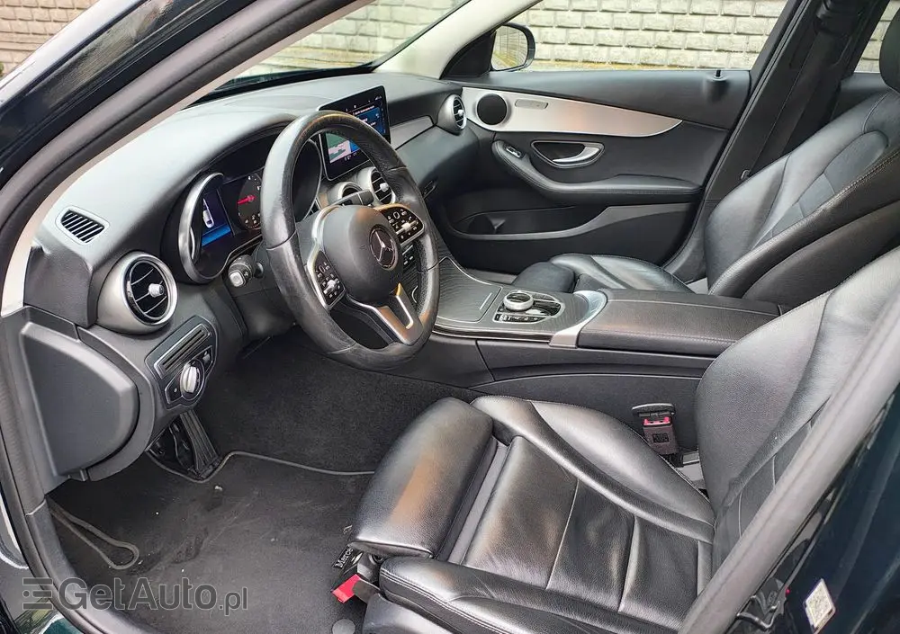 MERCEDES-BENZ Klasa C 180 d 9G-TRONIC