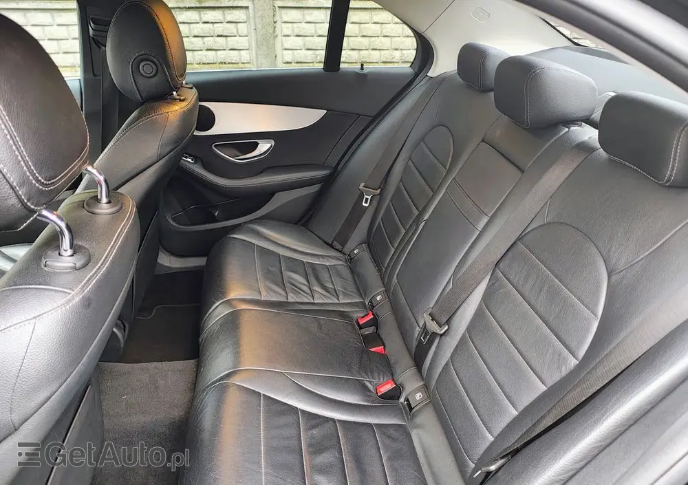 MERCEDES-BENZ Klasa C 180 d 9G-TRONIC