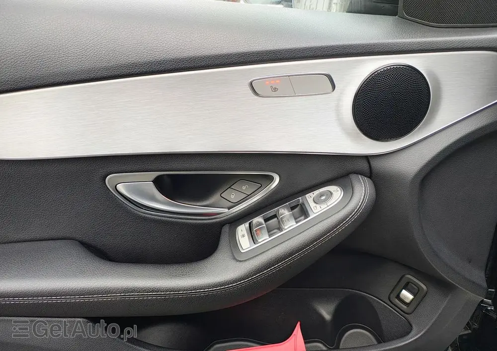 MERCEDES-BENZ Klasa C 180 d 9G-TRONIC