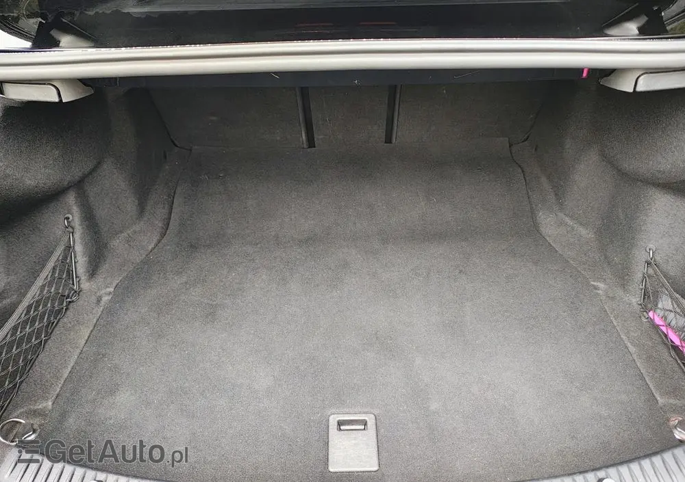 MERCEDES-BENZ Klasa C 180 d 9G-TRONIC