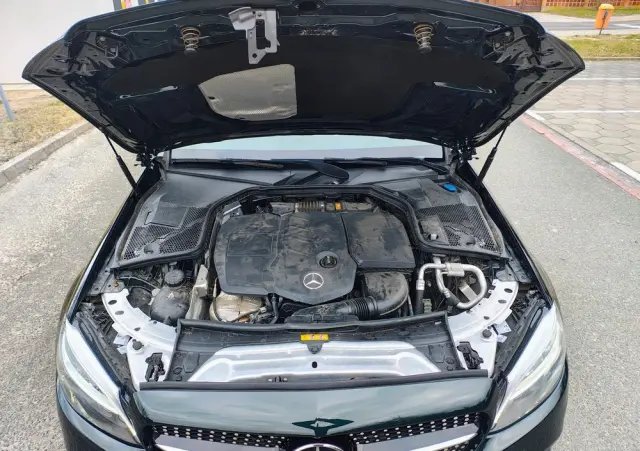 MERCEDES-BENZ Klasa C 180 d 9G-TRONIC