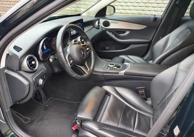 MERCEDES-BENZ Klasa C 180 d 9G-TRONIC