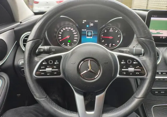 MERCEDES-BENZ Klasa C 180 d 9G-TRONIC