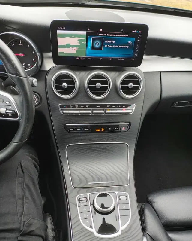 MERCEDES-BENZ Klasa C 180 d 9G-TRONIC