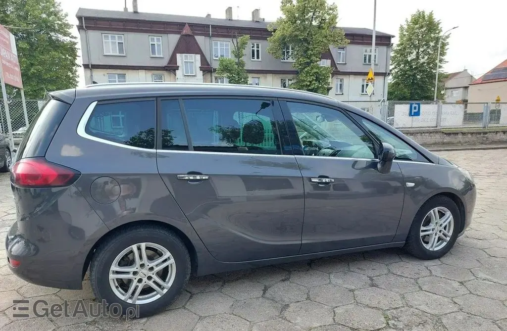 OPEL Zafira 