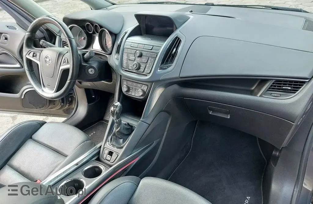 OPEL Zafira 