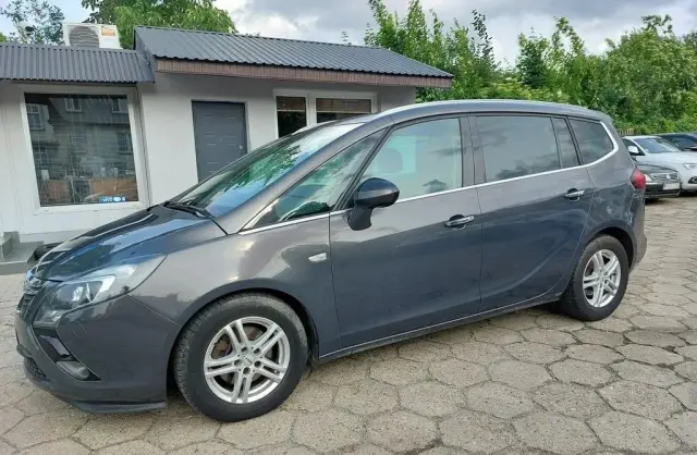 OPEL Zafira 