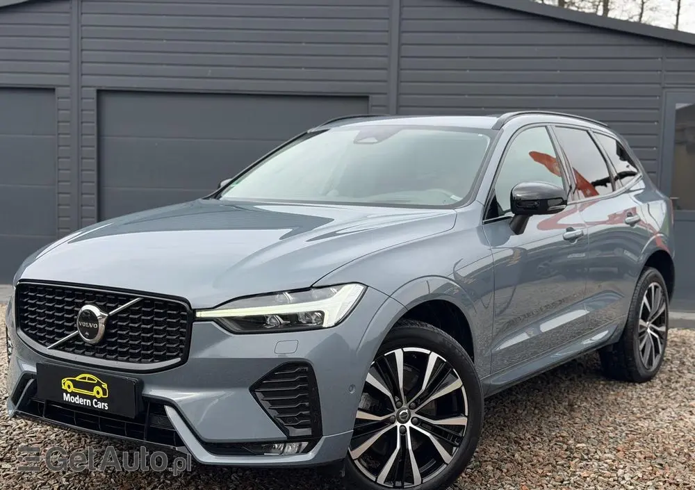VOLVO XC 60 B5 B AWD Ultimate Dark