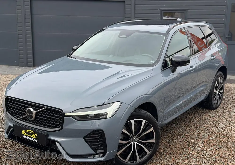 VOLVO XC 60 B5 B AWD Ultimate Dark