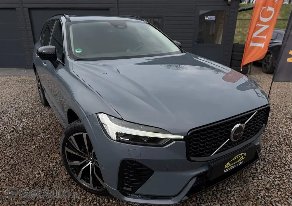 VOLVO XC 60 B5 B AWD Ultimate Dark
