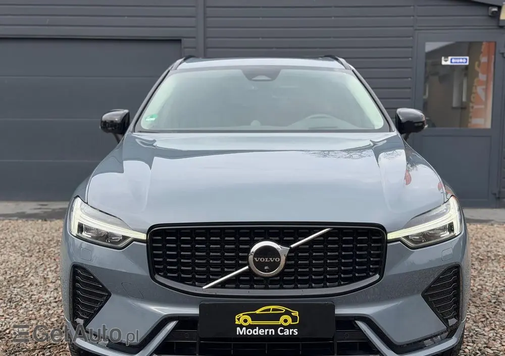 VOLVO XC 60 B5 B AWD Ultimate Dark