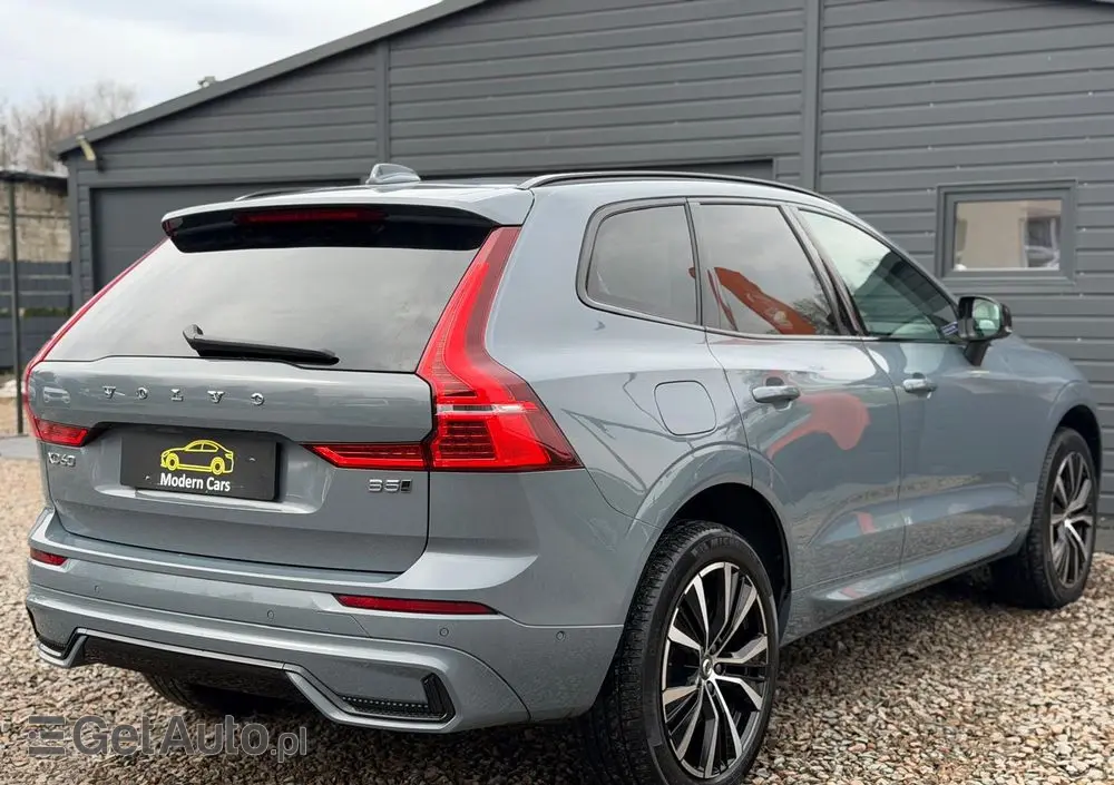 VOLVO XC 60 B5 B AWD Ultimate Dark