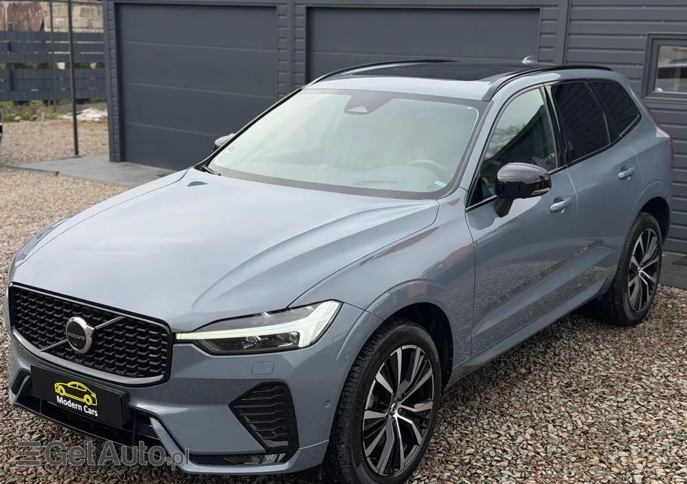 VOLVO XC 60 B5 B AWD Ultimate Dark