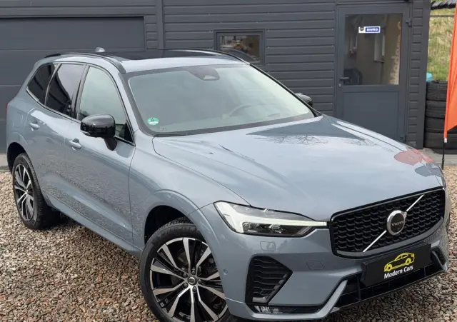 VOLVO XC 60 B5 B AWD Ultimate Dark