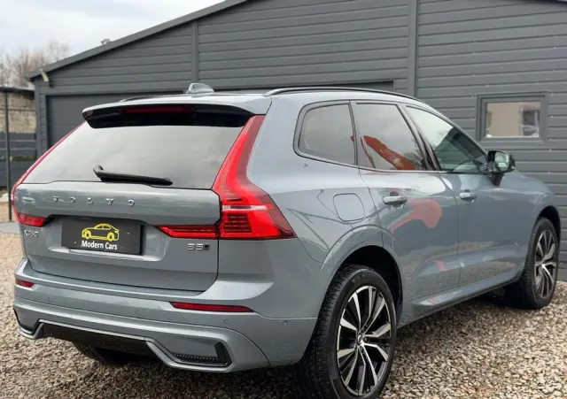 VOLVO XC 60 B5 B AWD Ultimate Dark