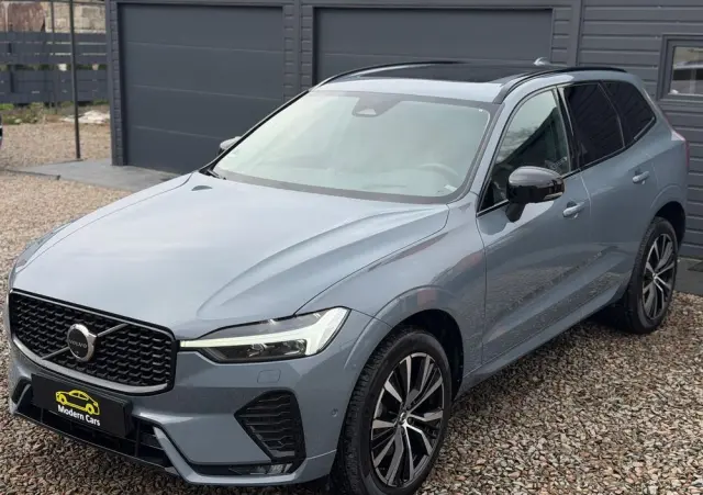 VOLVO XC 60 B5 B AWD Ultimate Dark