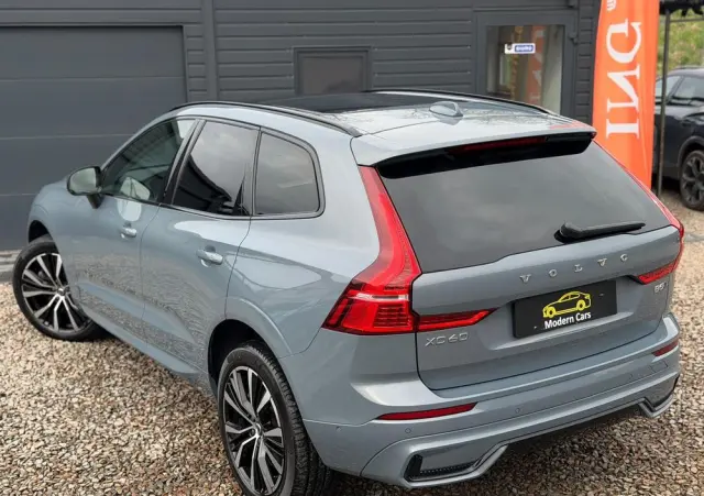VOLVO XC 60 B5 B AWD Ultimate Dark