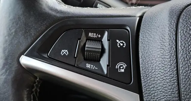 OPEL Mokka X 1.4 (ecoFLEX) ECOTEC Start/Stop Color Innovation