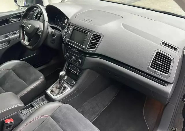 SEAT Alhambra 2.0 TSI FR-Line DSG