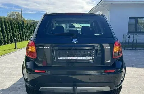 SUZUKI SX4 