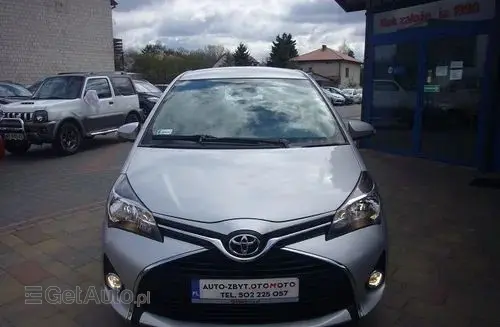 TOYOTA Yaris 