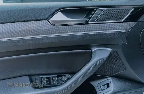 VOLKSWAGEN Passat Alltrack 