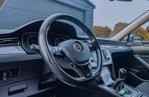 VOLKSWAGEN Passat Alltrack 