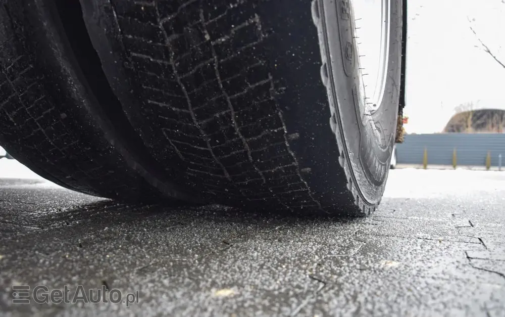 FORD F-MAX 500 / RETARDER / KLIMATYZACJA POSTOJOWA / ACC / NAWIGACJA / KLIMA / LEDY / 2 ZBIORNIKI / FULL SPILERY / 2023 / NISKI PRZEBIEG / FULL OPCJA / GWARANCJA PRODUCENTA / SERWISOWANY / SPROWADZONY 