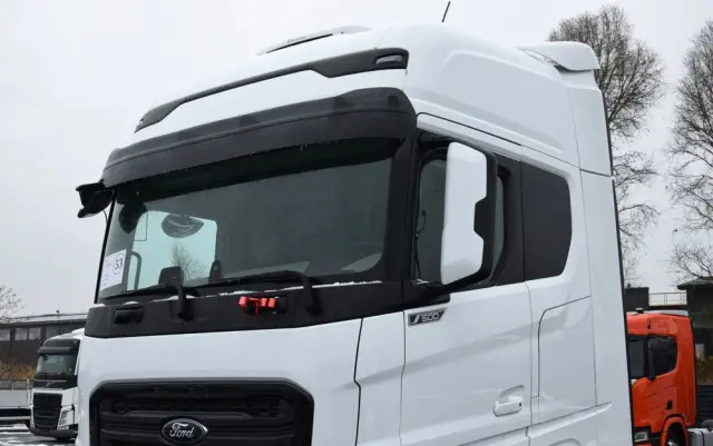 FORD F-MAX 500 / RETARDER / KLIMATYZACJA POSTOJOWA / ACC / NAWIGACJA / KLIMA / LEDY / 2 ZBIORNIKI / FULL SPILERY / 2023 / NISKI PRZEBIEG / FULL OPCJA / GWARANCJA PRODUCENTA / SERWISOWANY / SPROWADZONY 