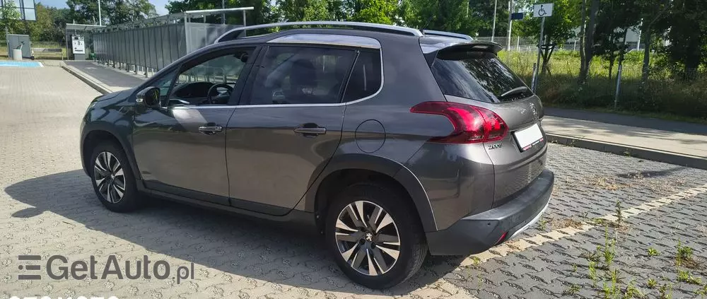 PEUGEOT 2008 1.2 Pure Tech Allure S&S