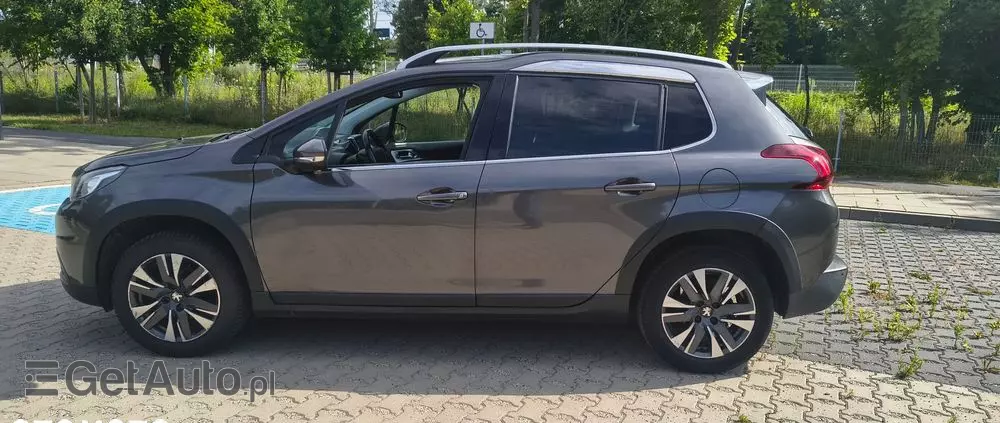 PEUGEOT 2008 1.2 Pure Tech Allure S&S