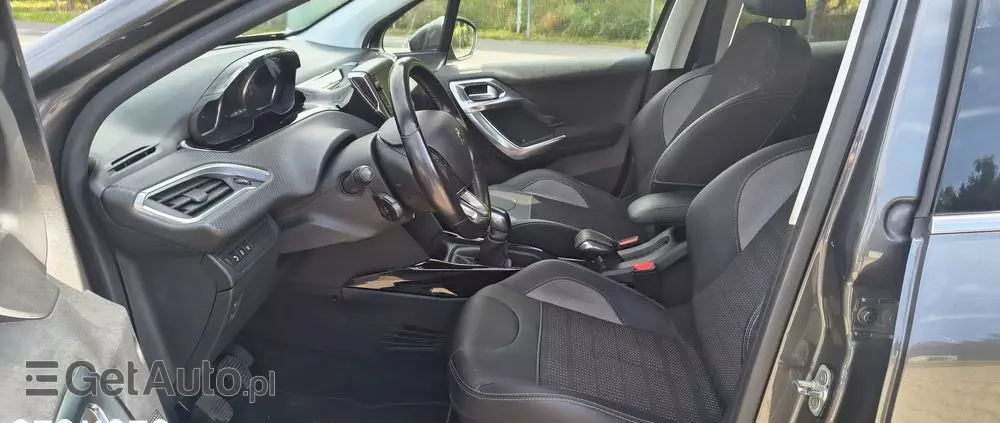 PEUGEOT 2008 1.2 Pure Tech Allure S&S