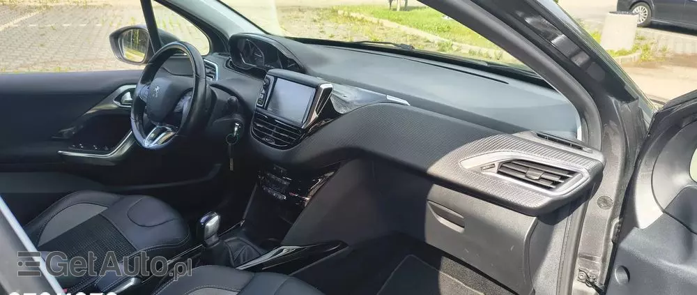 PEUGEOT 2008 1.2 Pure Tech Allure S&S