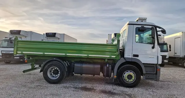 MERCEDES-BENZ Actros 1832 v6 Kiper wywrotka 4x2 Klima zaczep blokada 