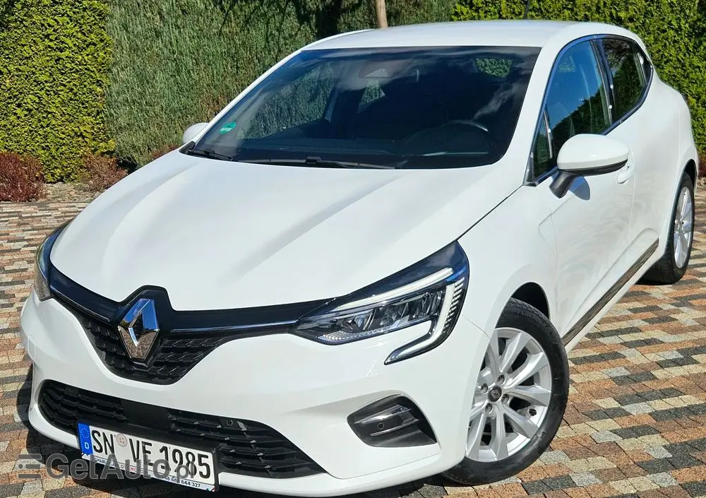 RENAULT Clio TCe 100 INTENS