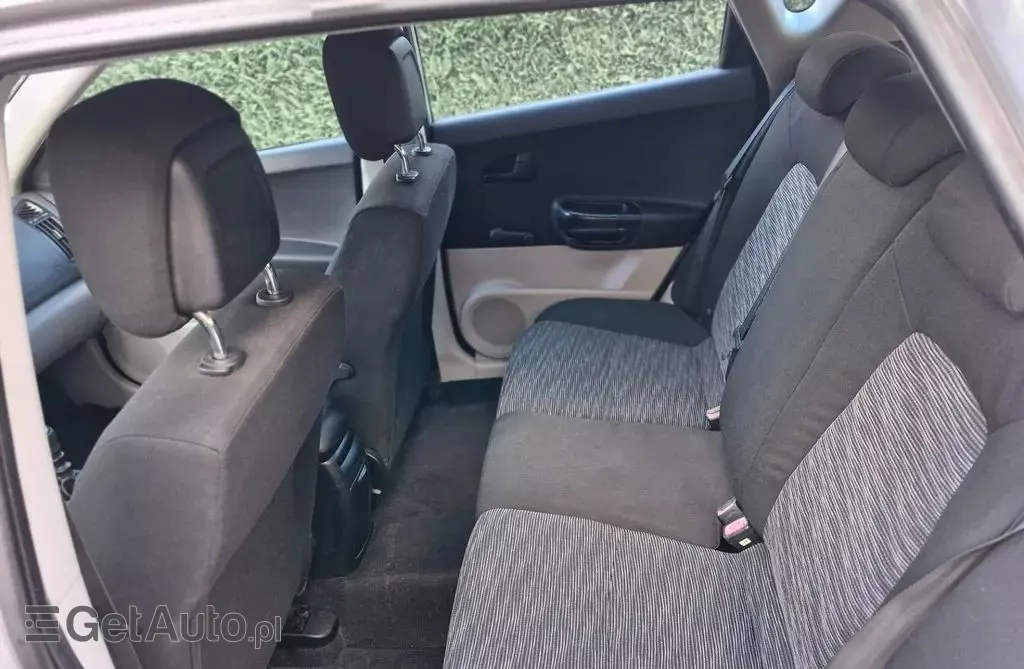 KIA Ceed 1.4 CVVT (109 KM)