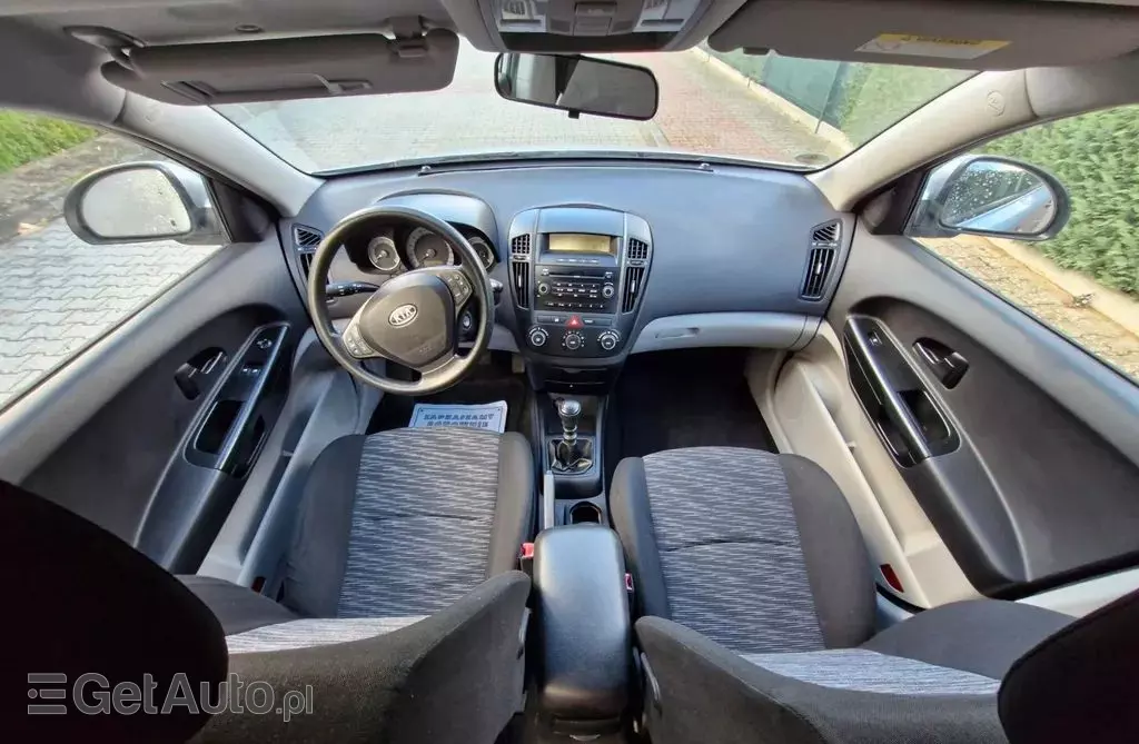 KIA Ceed 1.4 CVVT (109 KM)