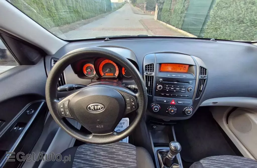 KIA Ceed 1.4 CVVT (109 KM)
