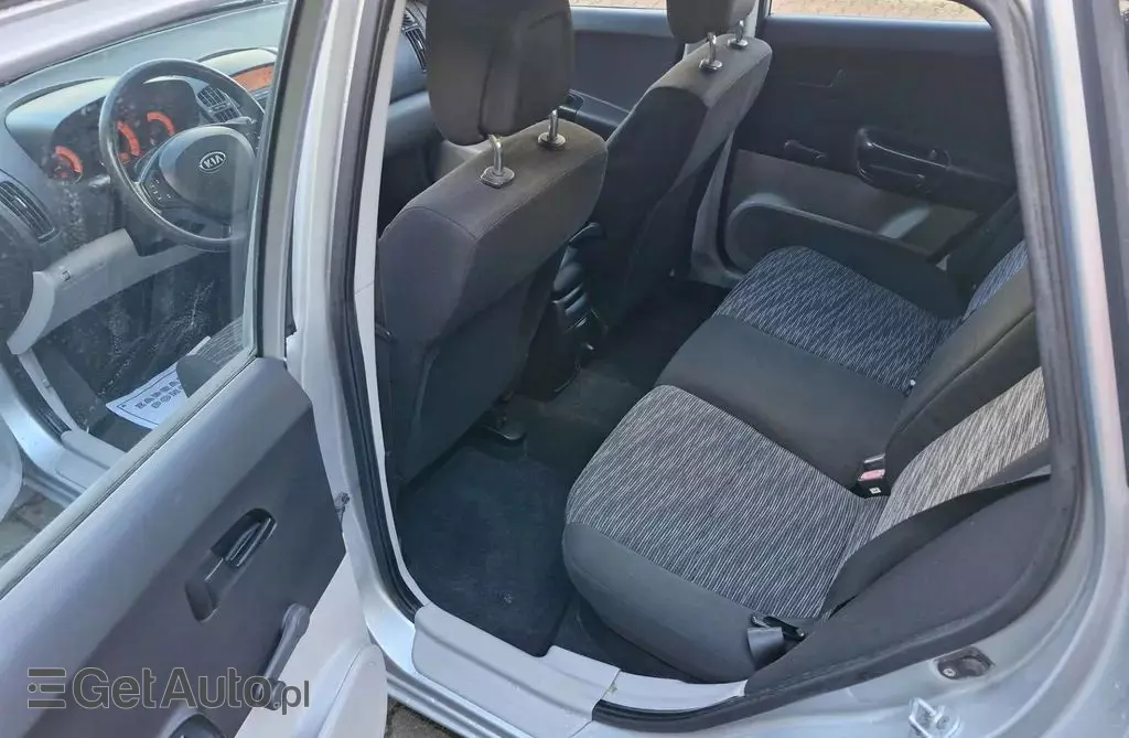 KIA Ceed 1.4 CVVT (109 KM)