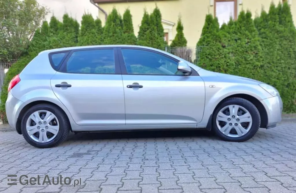 KIA Ceed 1.4 CVVT (109 KM)