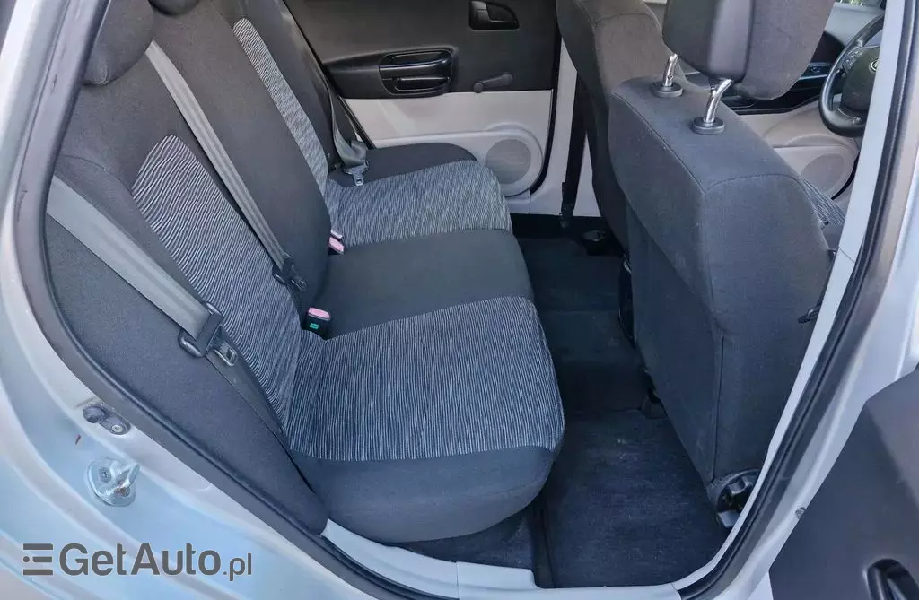 KIA Ceed 1.4 CVVT (109 KM)