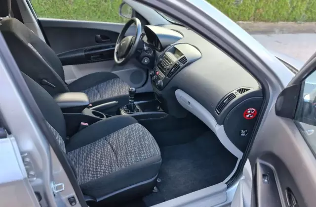 KIA Ceed 1.4 CVVT (109 KM)