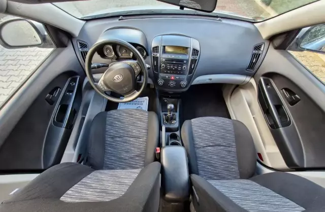 KIA Ceed 1.4 CVVT (109 KM)