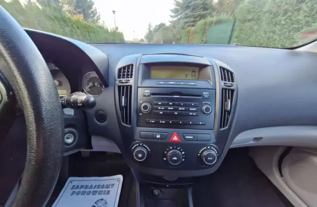 KIA Ceed 1.4 CVVT (109 KM)