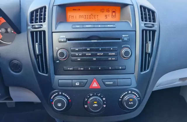 KIA Ceed 1.4 CVVT (109 KM)