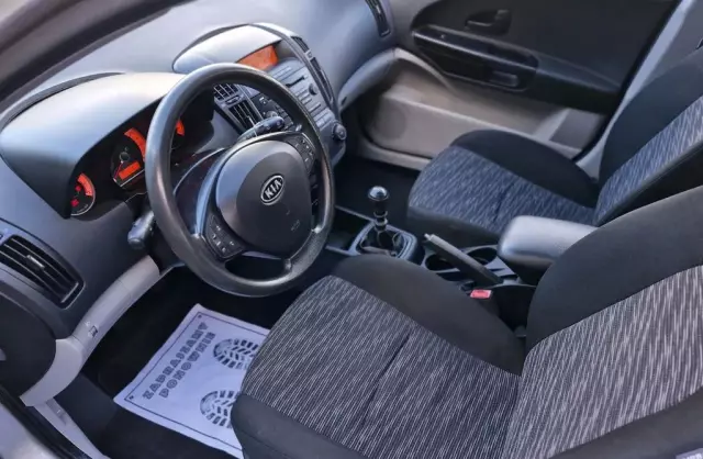 KIA Ceed 1.4 CVVT (109 KM)